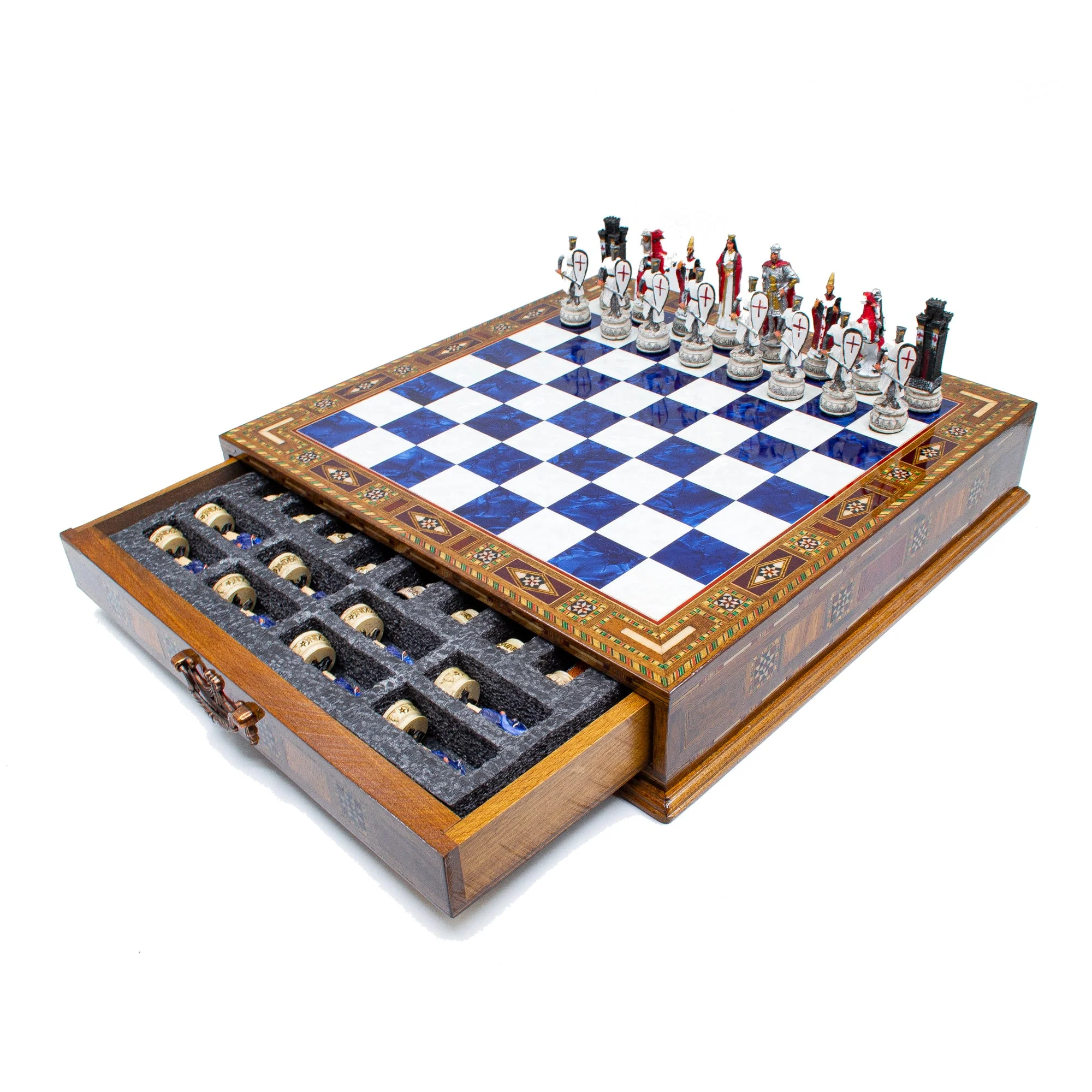 Crusaders and Ottoman Army’s Hand Painted Themed Chess Set With Storage Drawer - Image 8