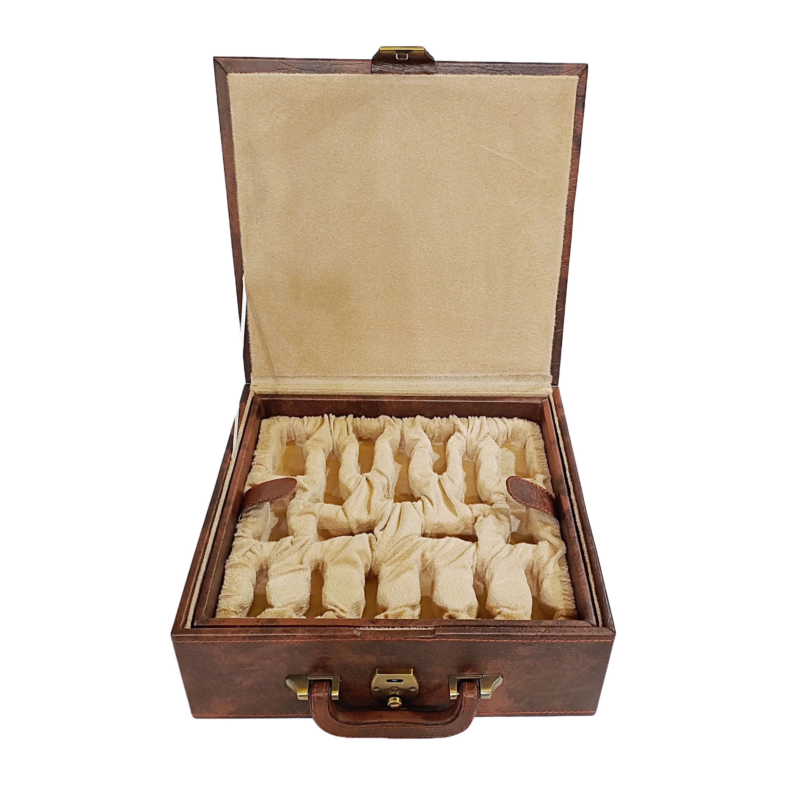 The Luxury Staunton Chess Bundle - Image 5