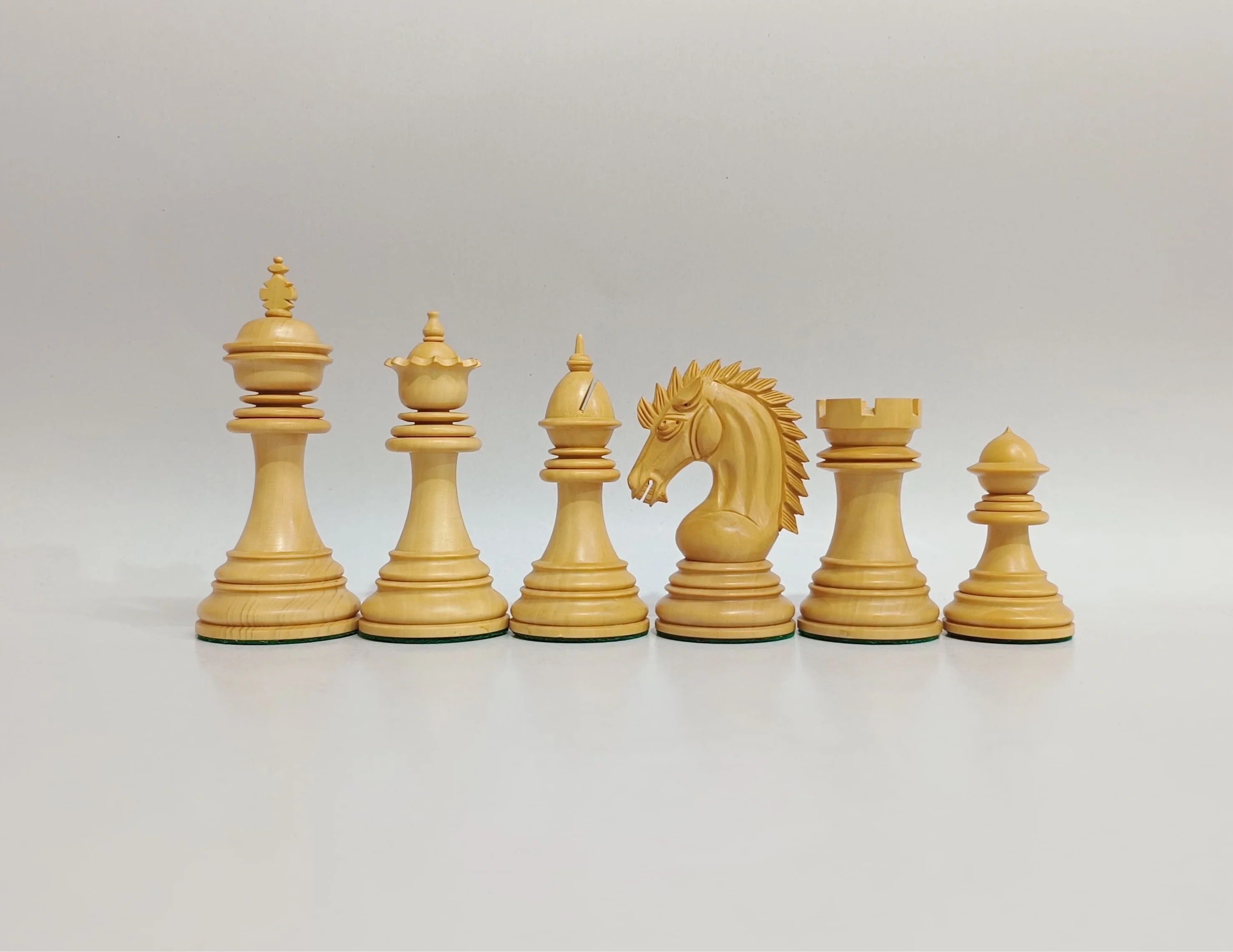 Bud Rosewood Luxury Staunton Chess Pieces - Image 8